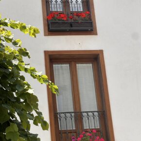 Wall photo Gallery